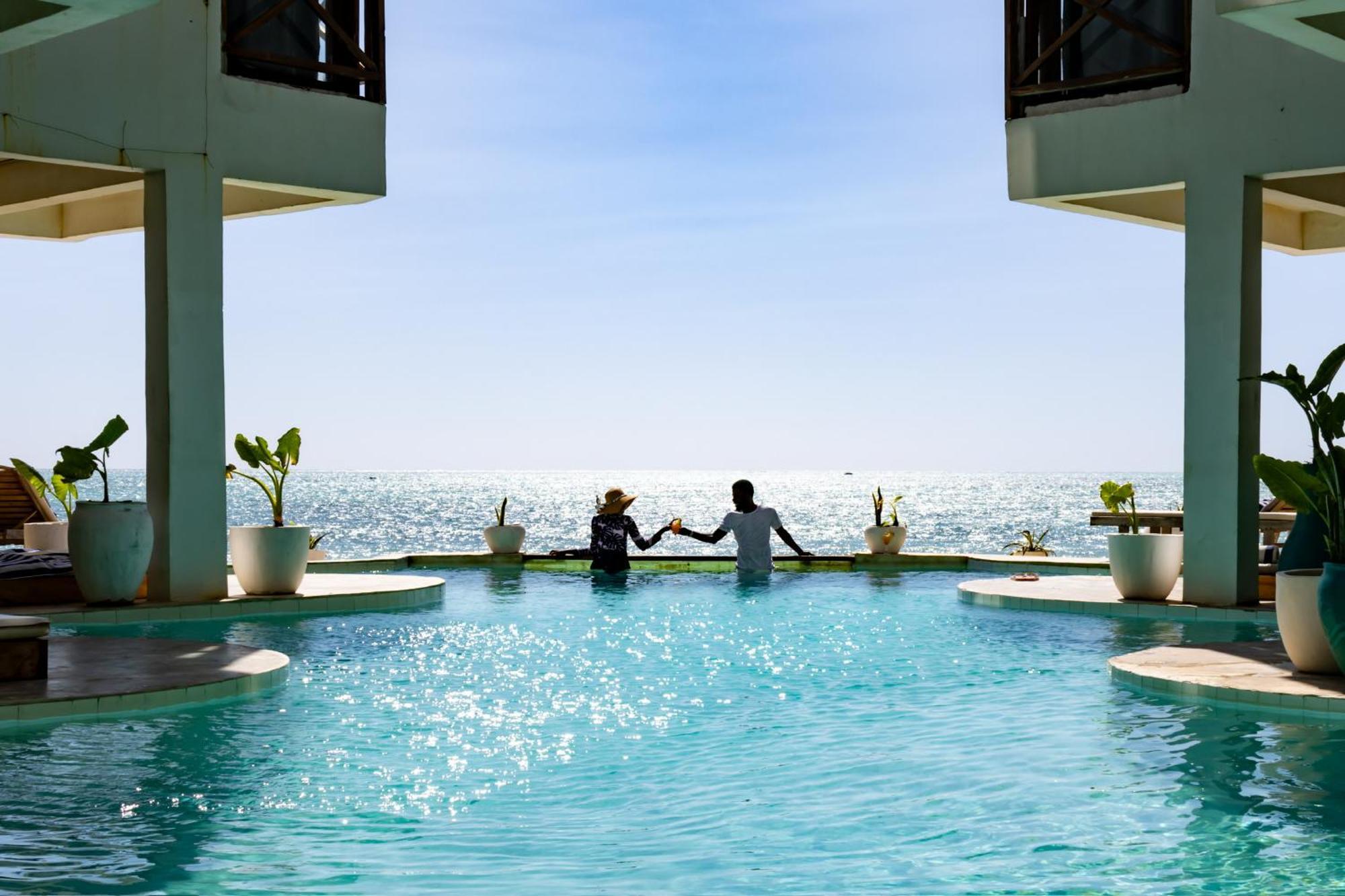 Pili Pili Tropical Island Hotel 4*